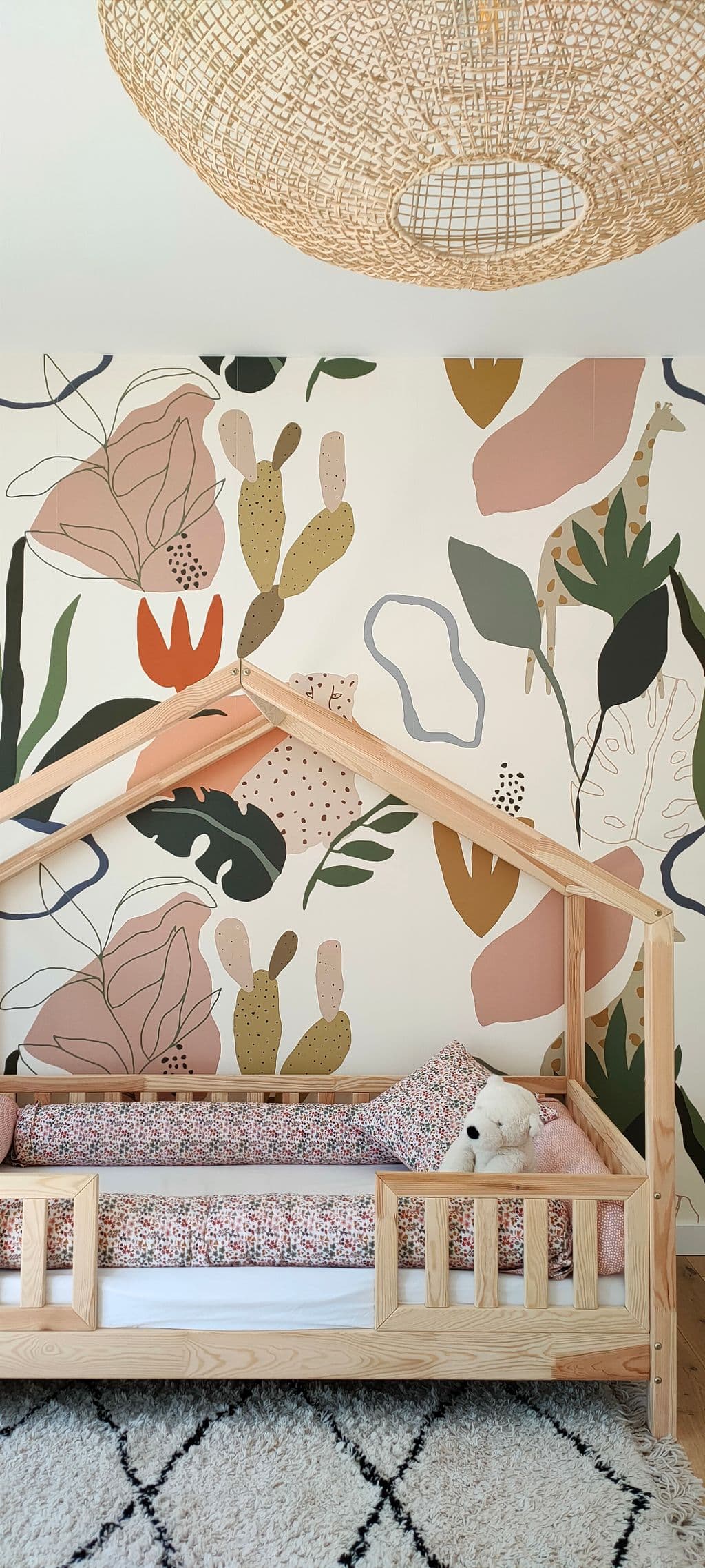 renovation maison et amenagement extension aubagne tapisserie chambre enfant.jpg